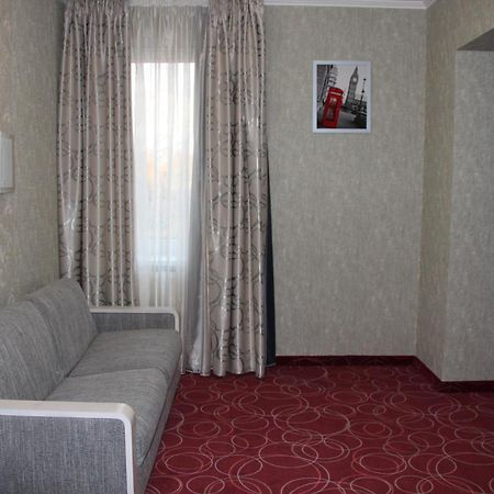 Hotel Magnum Beregovo Habitación foto